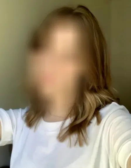 Aylin, 28