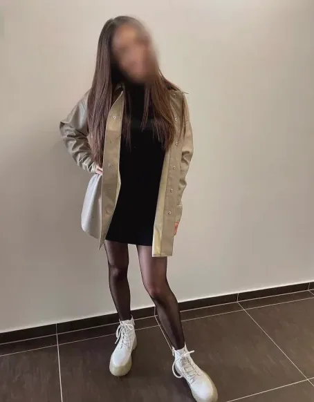 Hannah, 32