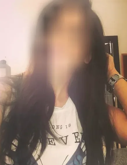 Jasmin, 36