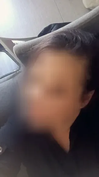 Nina, 39