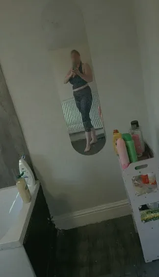 Nora, 40