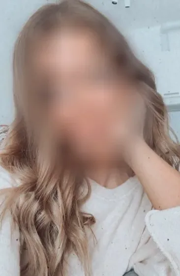 Sarah, 28